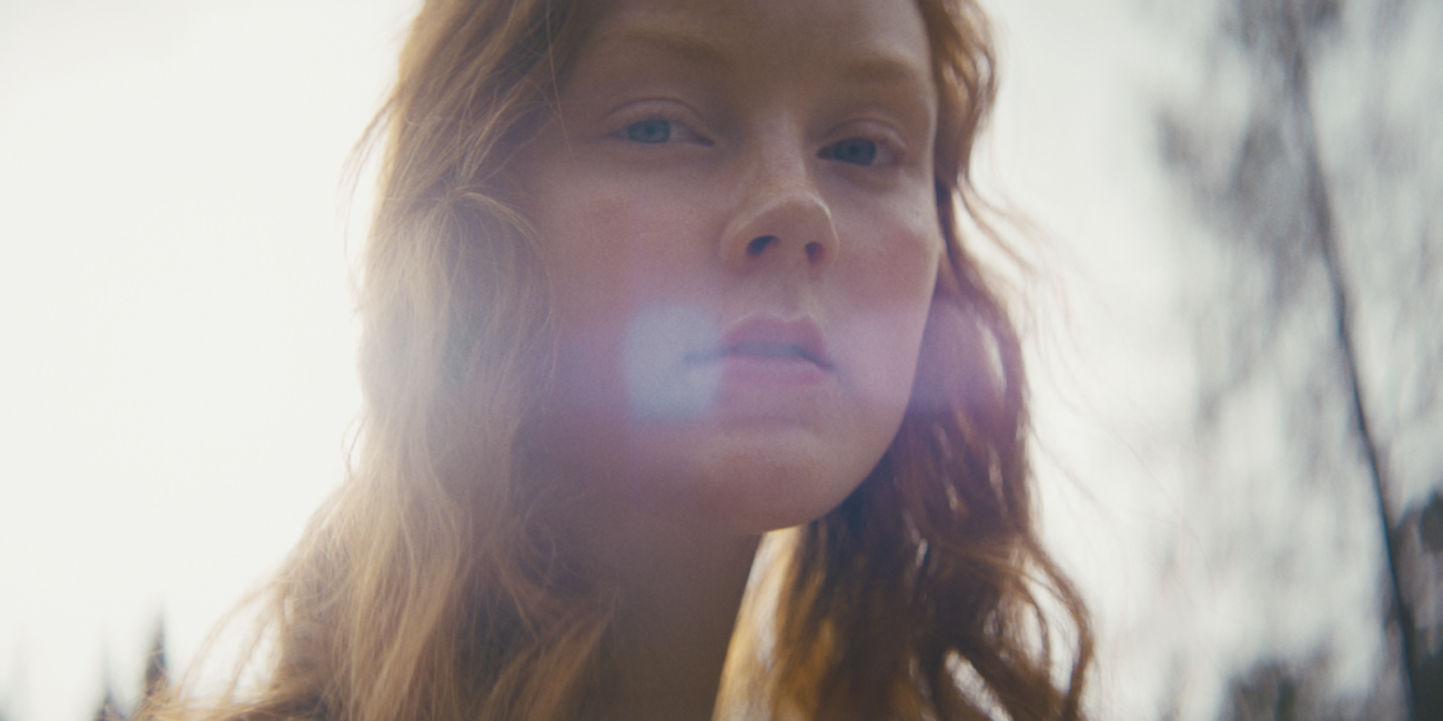 Daisycode Flora fashion film directed by Laura Carnet